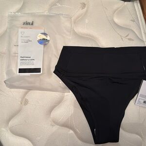 Knix - Leakproof swim bottoms